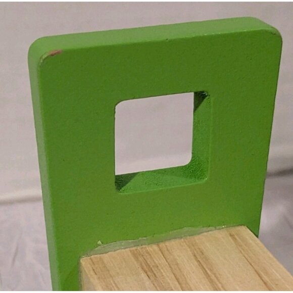 Le Toy Van Wooden Dollhouse Furniture Kitchen Dining Room Mini Green Set Of 9 - Picture 15 of 16